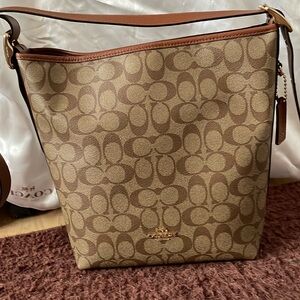 Coach Val Duffle Bag in signature canvas